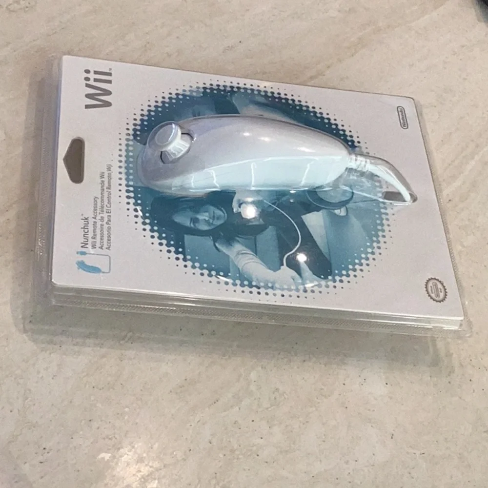 Nintendo Wii Nunchuk White OEM New Sealed Authentic